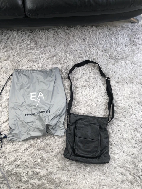 Emporio armani embossed sales logo messenger bag