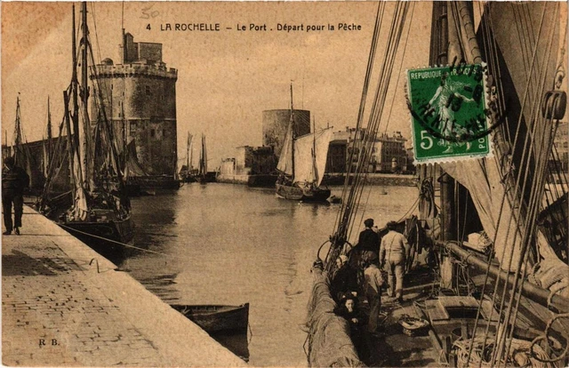 LA PALLICE - Embarcadère de l'Ile de Ré (kiosque avec vente de cartes