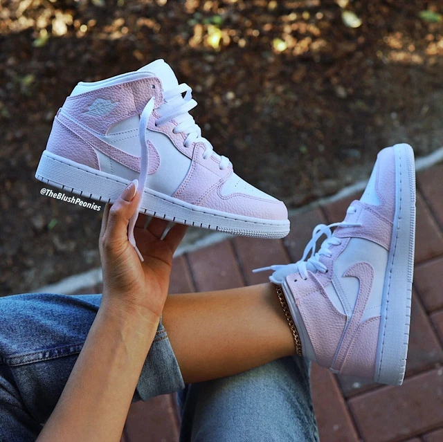 nike jordan aj1 mid