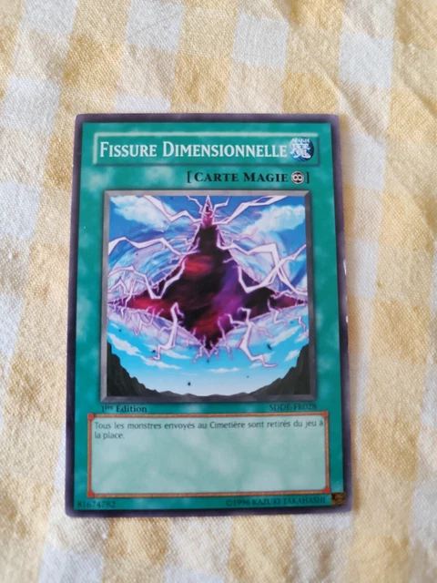 CARTE Yu Gi Oh FISSURE DIMENSIONNELLE SDDE-FR028 1ère édition