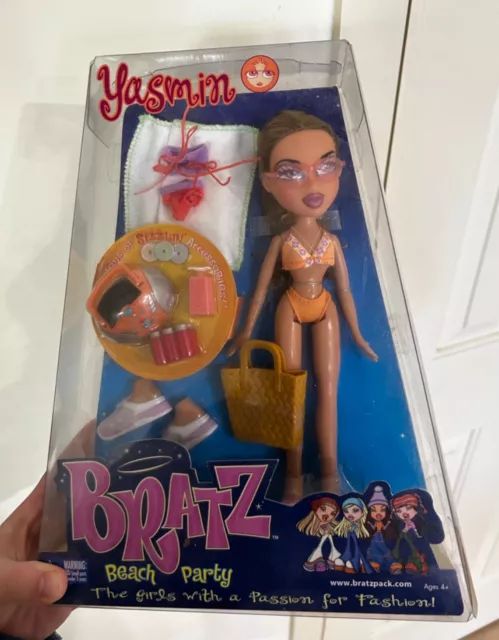 Bratz Beach Party Yasmin 2002 V7 NIB (Slight Box Lifting)