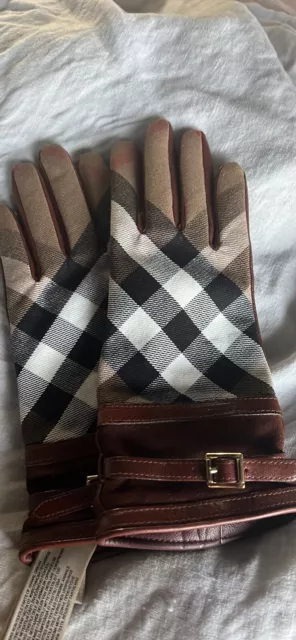 Burberry Nova Check Leather  Gloves authentic