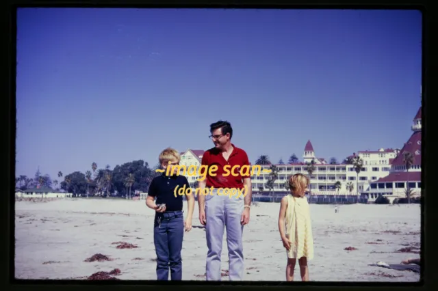 People at a Beach in Southern California in 1966, Original Slide L8a