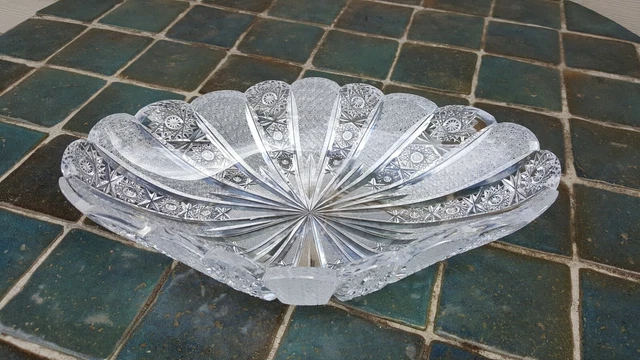 Vtg American Brilliant Cut Glass Crystal Serving Dish Very Fine Cut Intricate 6