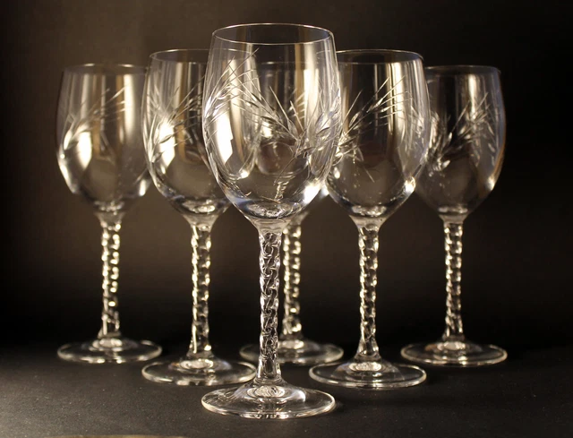 2 VERRES À liqueur cristal Daum, signé - Modèle Boléro EUR 25,00
