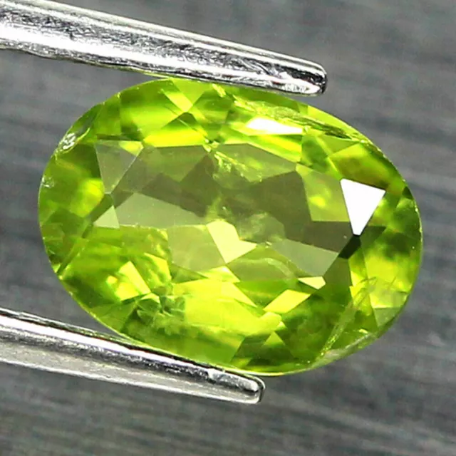 ★★ RARE !! PERIDOT VERT JAUNE : 1,19 CARAT  ★★ p121.119