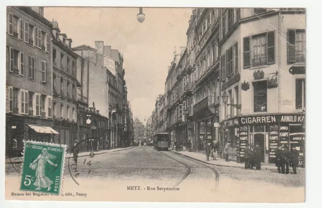 METZ - Moselle - CPA 57 - Tramways - Tramway Rue Serpenoise - Bureau de Tabac