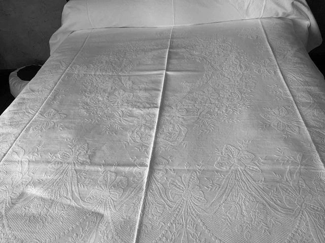 Dessus De Lit Double Vintage Années 50 – Motif Bagues De Mariage – Tissus Superbes