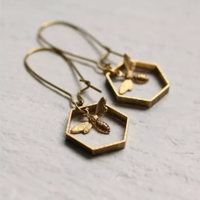 NEW Gold Dangling Bumble Bee Honeycomb Earrings Bees Bumblebee Queen Honey Pooh