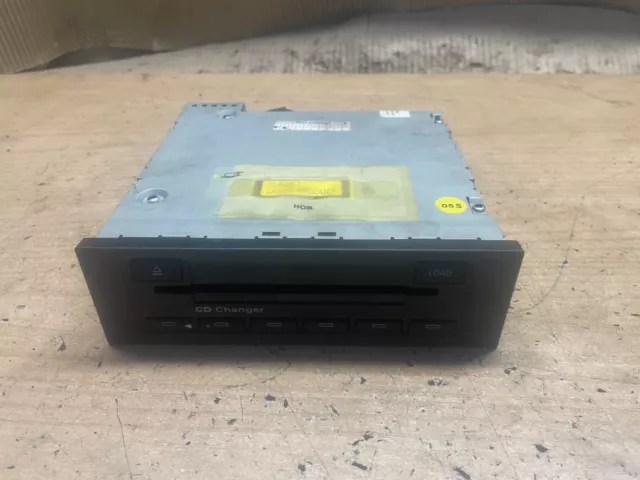 2007 Audi A4 B7 6 Disc Cd Changer 8E0035111D