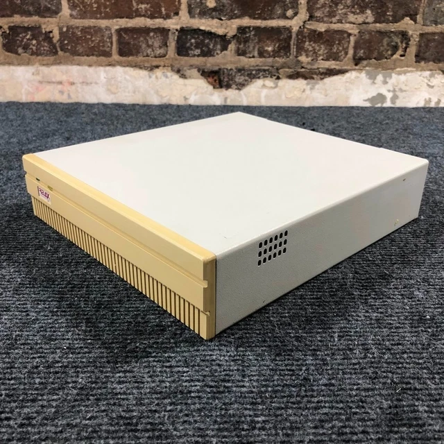 RELAX TECHNOLOGY 120MB External SCSI Hard Disk Drive for Apple