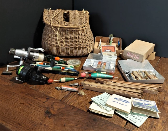 GROS LOT DE pièces détachées de Moulinets, Mitchell Etc… Vintage + 3 Bts Tortue EUR 10,00 - FR