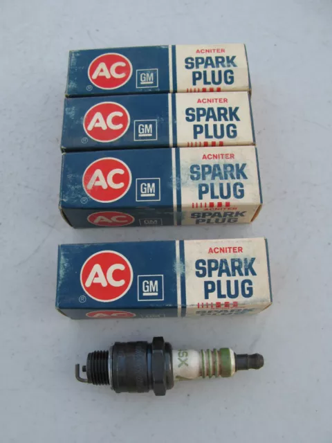 Lot Of 4 Acdelco Spark Plug (#R44Sx)