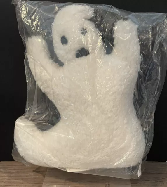 Almohada sherpa en forma de fantasma Pottery Barn 15"" X 13"" TOTALMENTE NUEVA CON ETIQUETAS