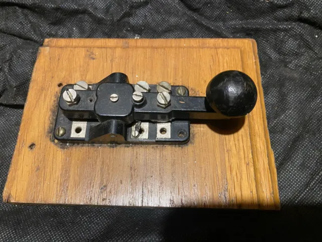 Vintage Morse Code Key WT 8 Amp No 2 MK III