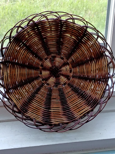 Vintage Native American Indian Coiled Pine Needle Basket  scalloped Border