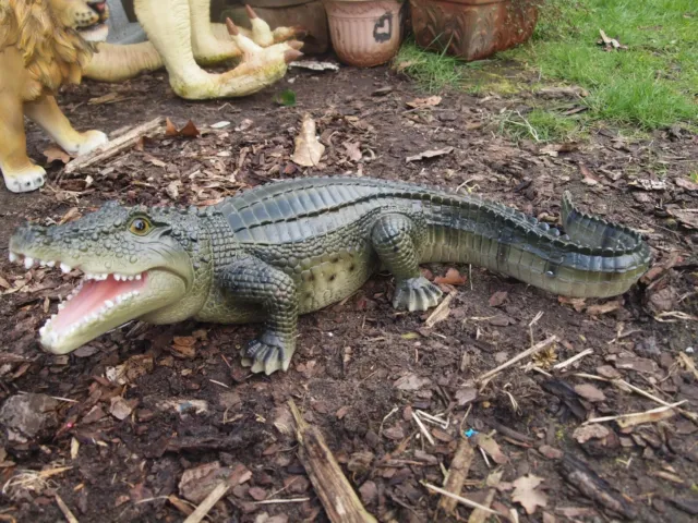 Krokodil Deko Figur  Alligator lebensecht wetterfest 60cm Neuheit