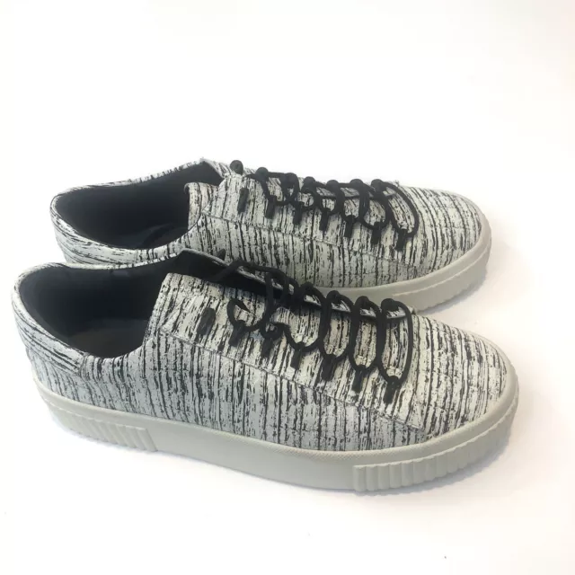 Kendall + Kylie Reese Platform Sneaker White Black women’s  9 Flaw Lace Creepers