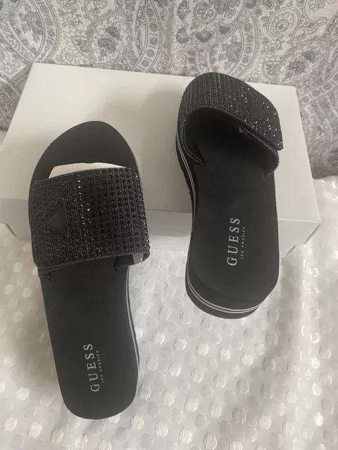 NEW WOMENS GUESS BLACK LOGO FLIP FLOPS WEDGE PLATFORM Size 9 3