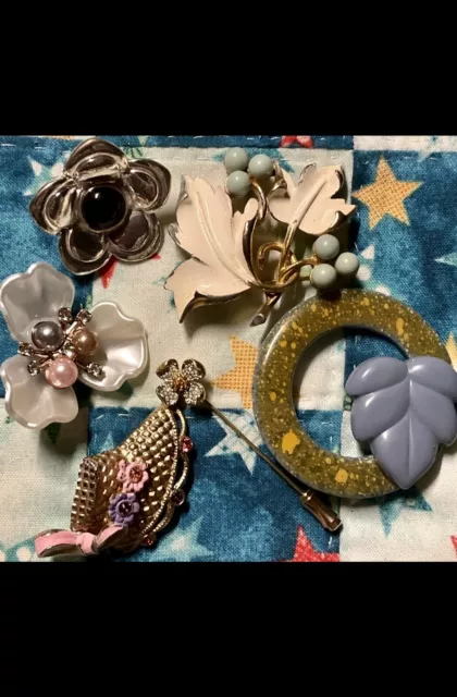 Brooch- Pin Estate Costume Jewelry Lot Vintage- To Now Craft Or Wear,  # 6 Count