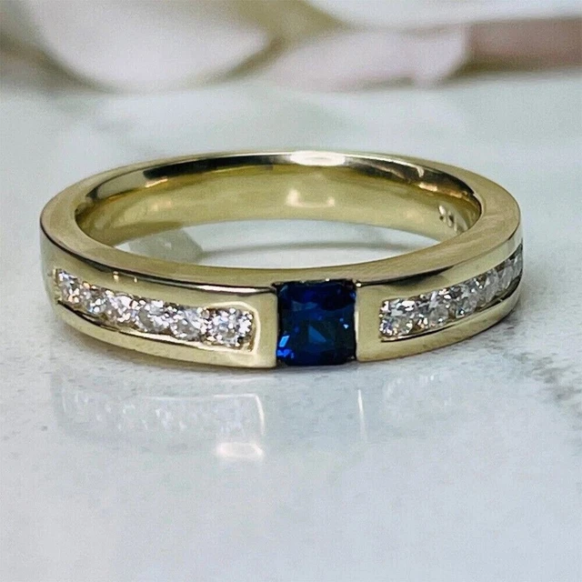 0.98 Ct Natural Blue Sapphire & Diamond Men's Wedding Band Ring 14K Yellow Gold