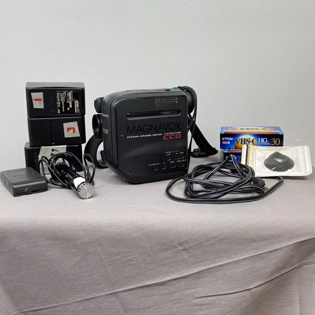 Magnavox Compact Vhs Recorder CCD Bundle With Cord, Mic, Batteries, Bag UNTESTED