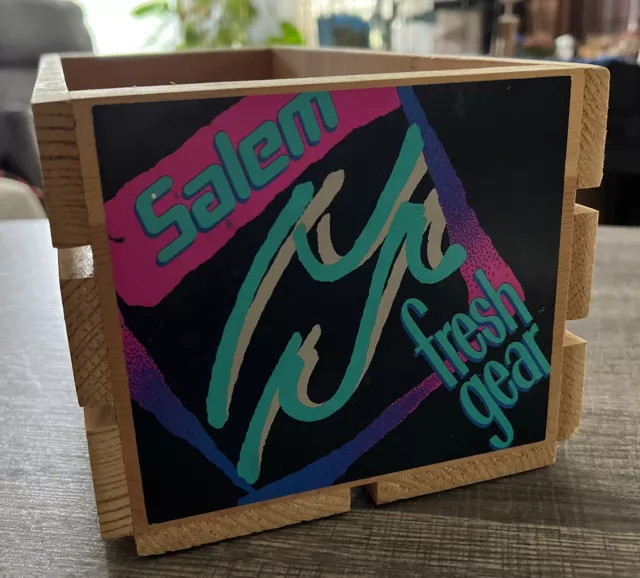 Soporte de caja de 24 CD vintage para cigarrillos Salem años 90 años 80