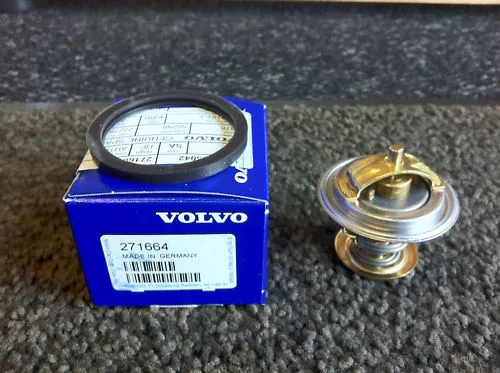 Genuine Volvo Thermostat Kit 850 960 S40 V40 V70 S60 S80 Petrol 271664