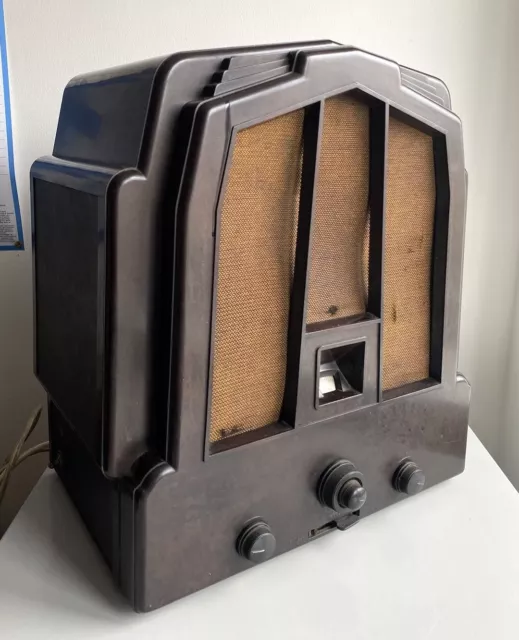 Vintage Ekco Bakelite Valve Radio RS2