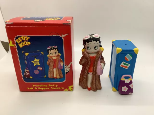 Betty Boop Salt And Pepper Pot Collectable Rare Retired Figurine Travelling NEW