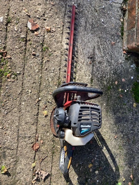 Homelite petrol hedge trimmer deals