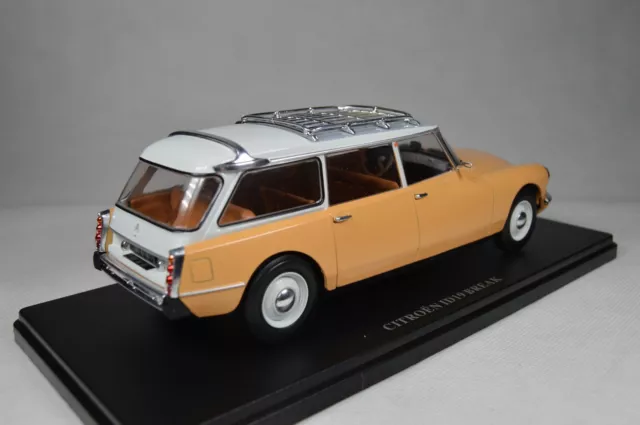 MODEL CITROEN ID19 1958 DIECAST MODEL SCALE 1:24 unboxed Citroen Estate Car