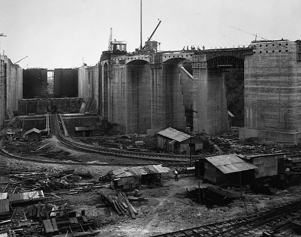 Construction Of Gatun Locks At Panama Canal 1913 Old Photo