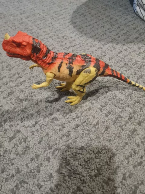 Jurassic World Dino Rivals Roarivores Ceratosaurus Mattel