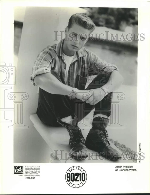 1992 Press Photo Beverly Hills 90210 actor Jason Priestley as Brandon Walsh