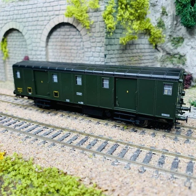 REE Modèles VB117 HO - Fourgon Ocem 30 ep IV SNCF - Rails
