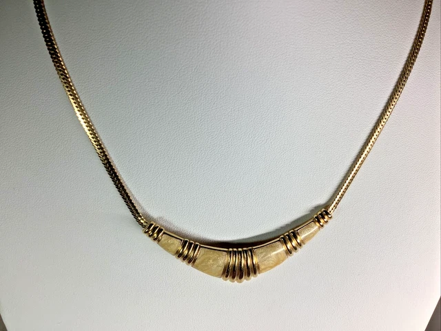 Classic Vintage AVON Gold Tone Collar Necklace Bib Choker Chain Chevron    NN12