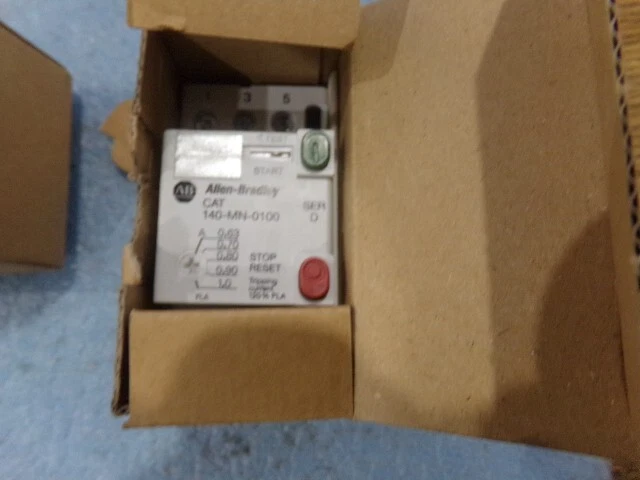 Allen Bradley Cat. #:  140-MN-0100 Manual Starter.  Series: D.  New Old Stock