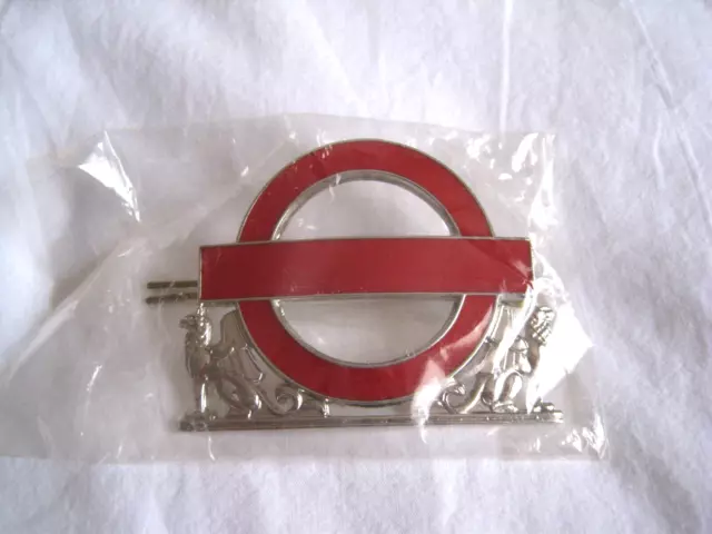 London Transport Bus Drivers Enamel Cap Badge. Brand New.