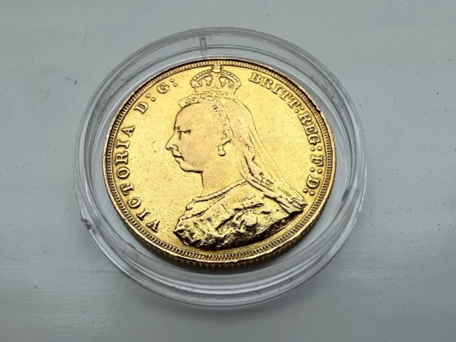 Great Britain 1887 - Queen Victoria Full Sovereign 22ct Gold Coin - free p&p 3