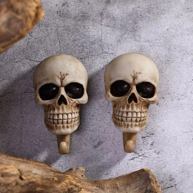 2pcs Antique Wall Mounted Coat Hooks Skull Classic Towel Hanger Resin Home Decor 3