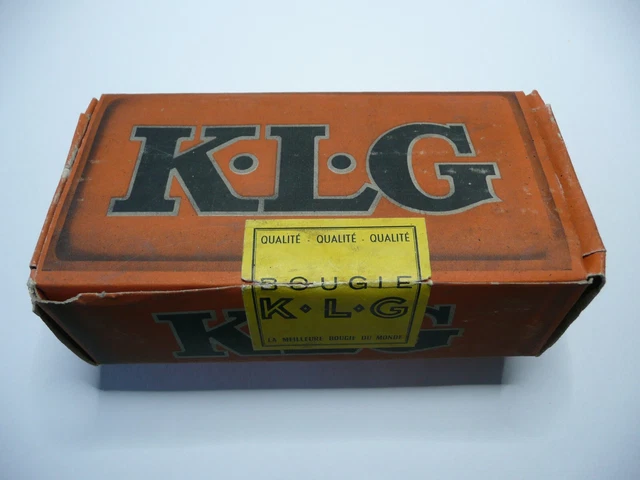 Boite de 12 briquets rares et anciens KLG Boite de 12 briquets rares et anciens KLG