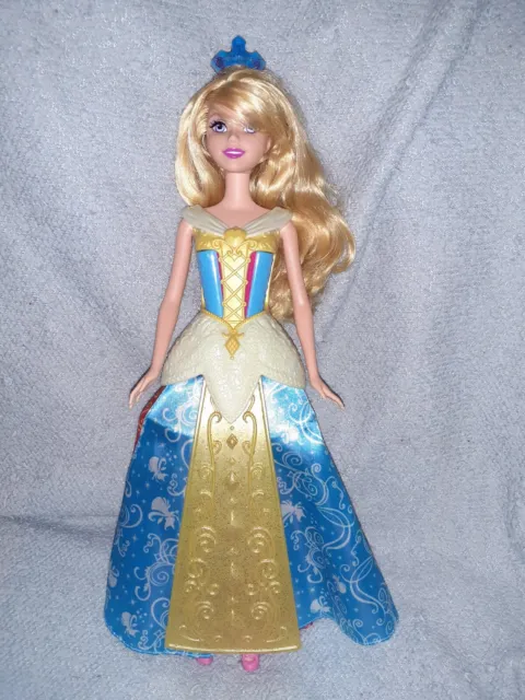 Disney Sleeping Beauty Princess Aurora Doll -Magic Colour Changing Dress Mattel