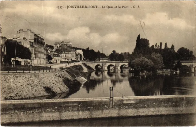 CPA Joinville-le-Pont Le Quai et le Pont FRANCE (1339471)