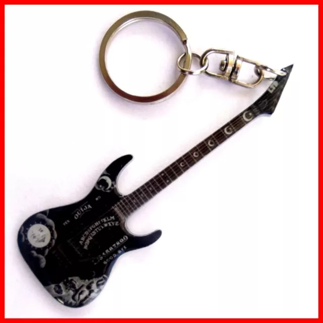 Porte-clés guitare heavy metal sur