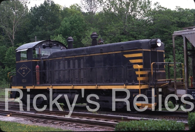 Original Slide NB #1001 EMD NW2 Northampton Bath Northampton MA 1975