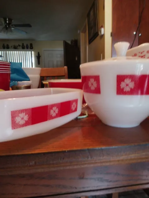 Vintage Federal Glass Country Kitchen Red Gingham mixing bowl with lid + Oblong