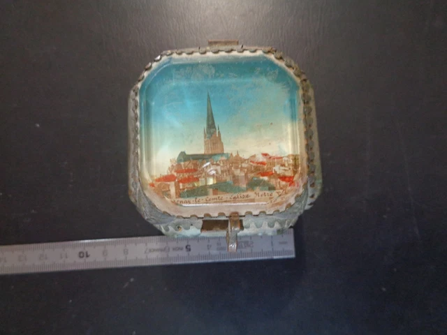 Boîte à œuf Ancienne En Opaline – Époque Napoléon III – Parfait état – Idée Déco Vintage