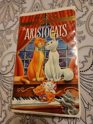 Walt Disney Gold Classic Collection The ARISTOCATS VHS Clamshell