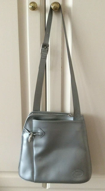 LONGCHAMP Vntg Roseau Silver Leather Bucket Shoulder Bag Silver Toggle ~ France
